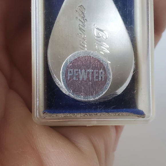 Vtg PCW 1985 Pewter Canada Yellowknife NWT Dog Sled Souvenir Collectors Spoon - Picture 3 of 17